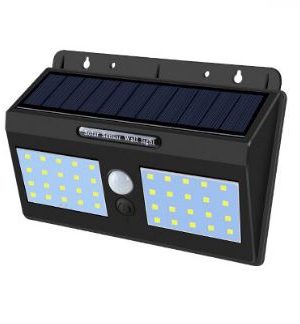 מנורת קיר סולרית